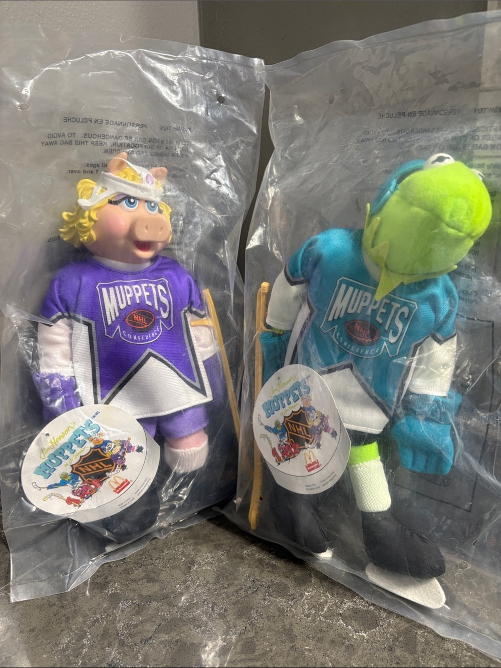 Vintage 1995 McDonald’s The Muppets NHL Plush Set Kermit & Miss Piggy